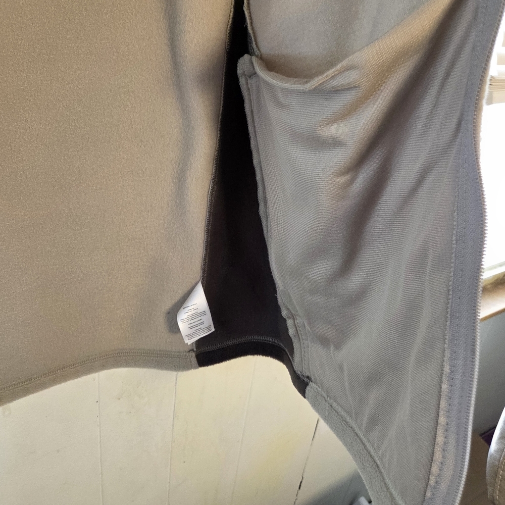 Columbia Steens Mountain Fleece Tan Black Zip Vest Size Large Tall - Picture 13 of 15